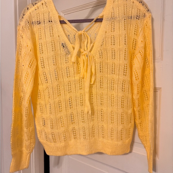Francesca's Collections Sunny Yellow Open Knit V-Neck Sweater - Picture 2 of 3